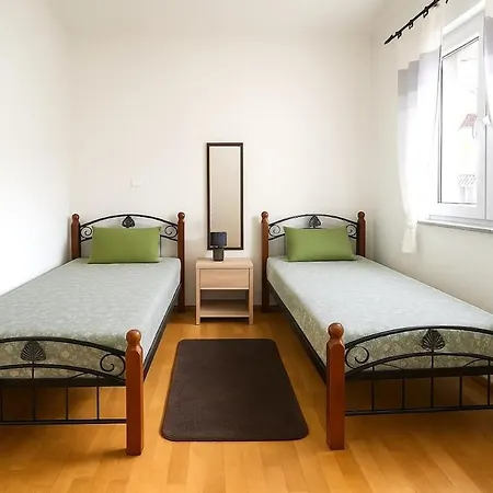 Ferienhaus Nido Santalezi